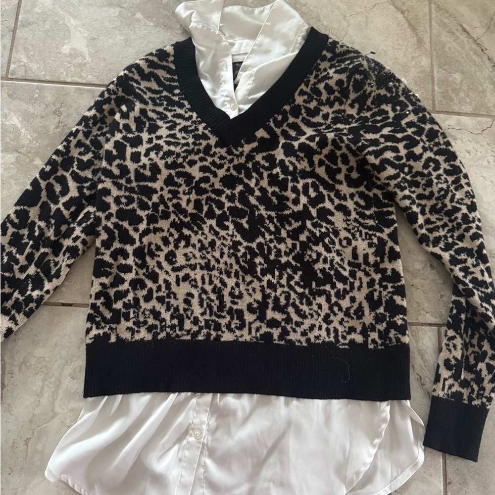Tahari Black and Cream Animal Print V-Neck Sweater